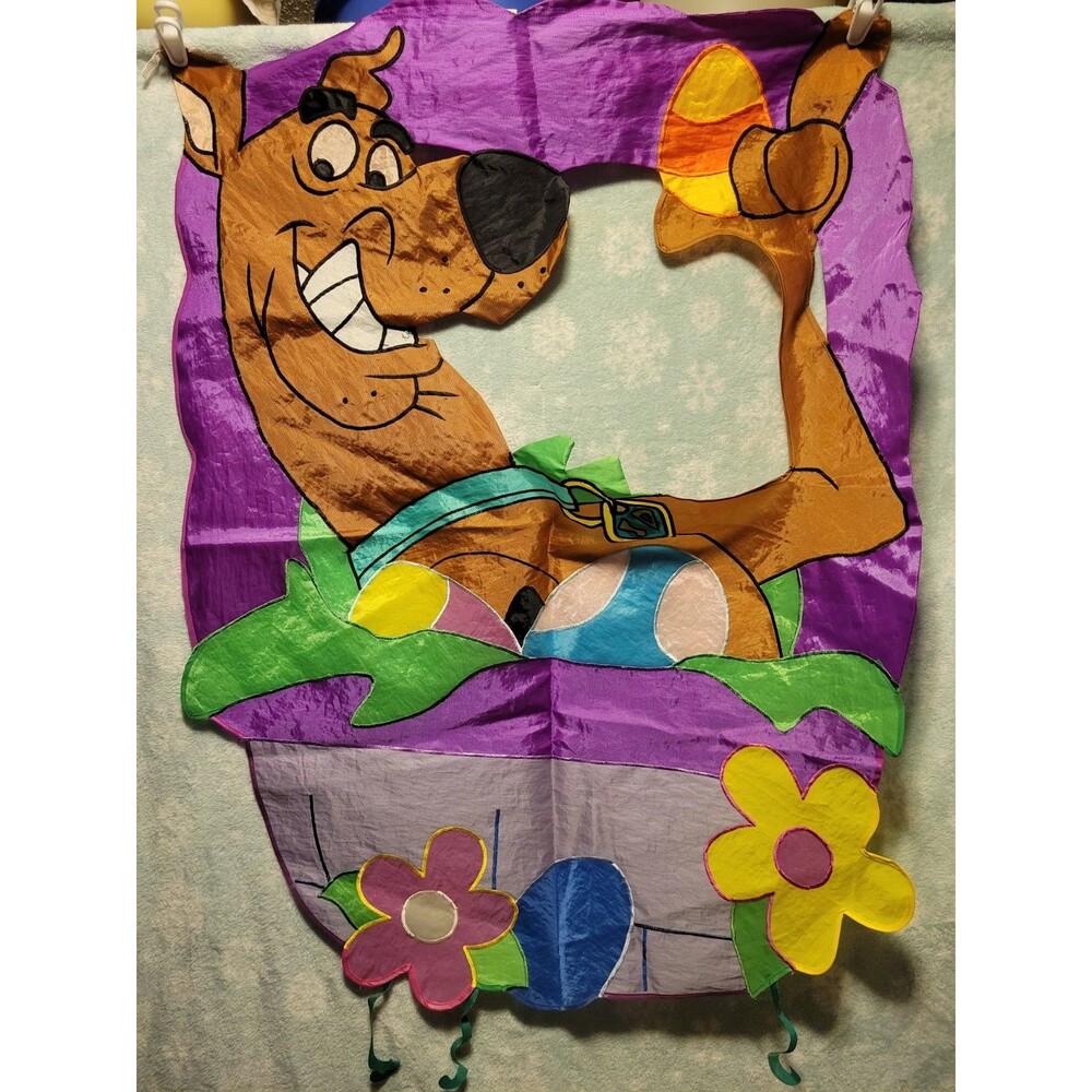 Vintage 90s SCOOBY DOO Nylon Easter Garden Yard Flag Outdoor Wall Decor 28 X 38